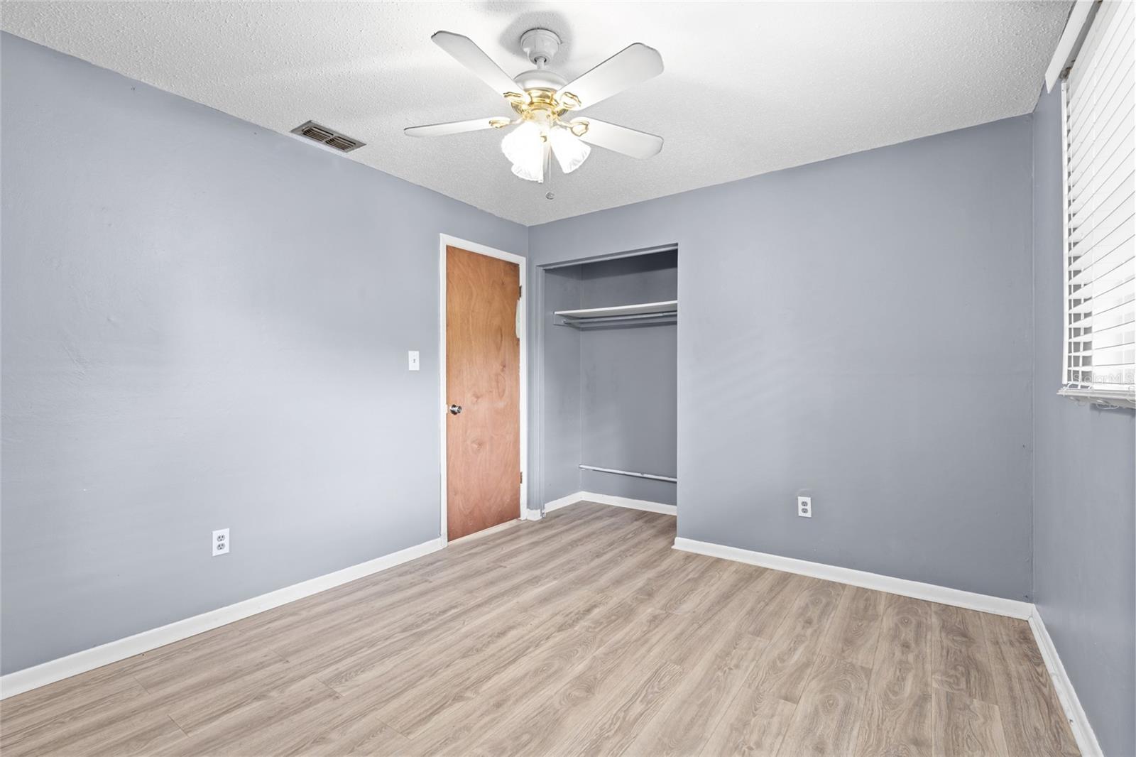 Image 12 of 46 For 11941 144th Street