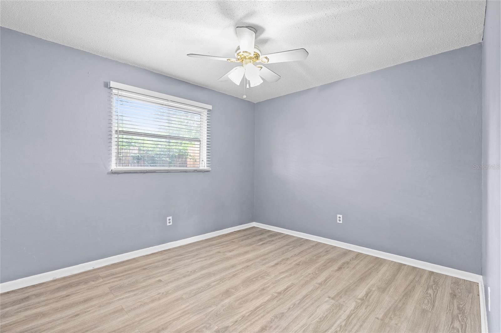 Image 14 of 46 For 11941 144th Street