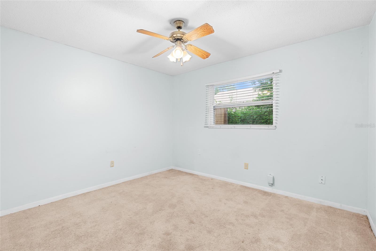 Image 28 of 46 For 11941 144th Street