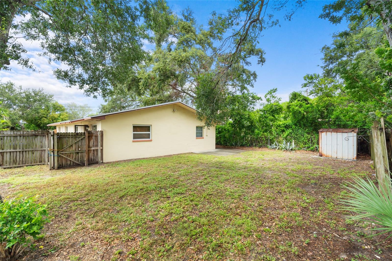 Image 32 of 46 For 11941 144th Street