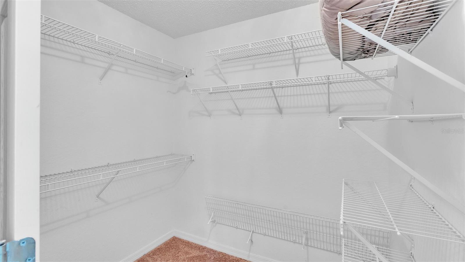 Image 23 of 46 For 2232 Palmview Circle W