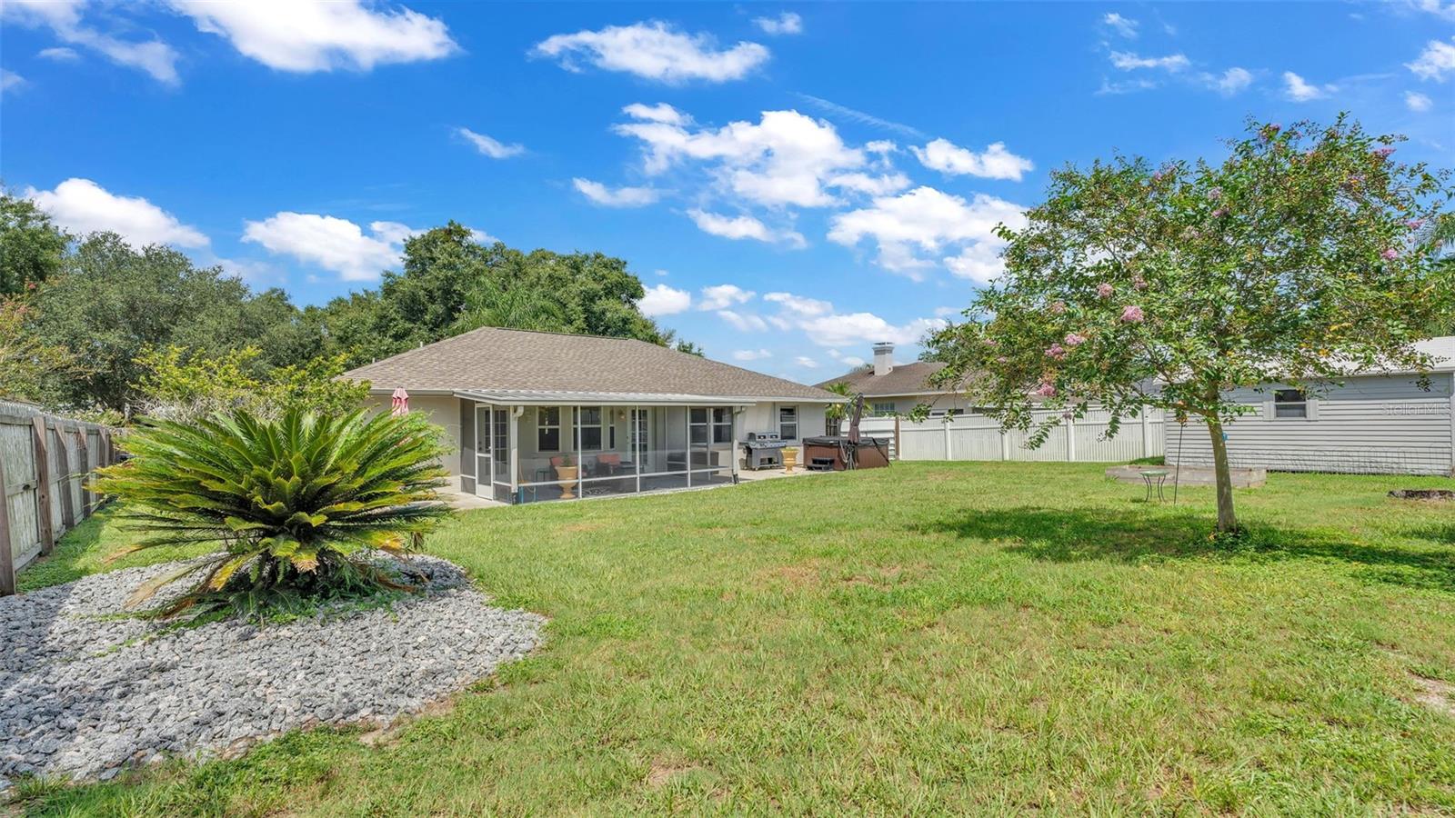 Image 36 of 46 For 2232 Palmview Circle W