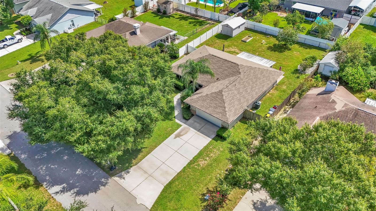 Image 41 of 46 For 2232 Palmview Circle W