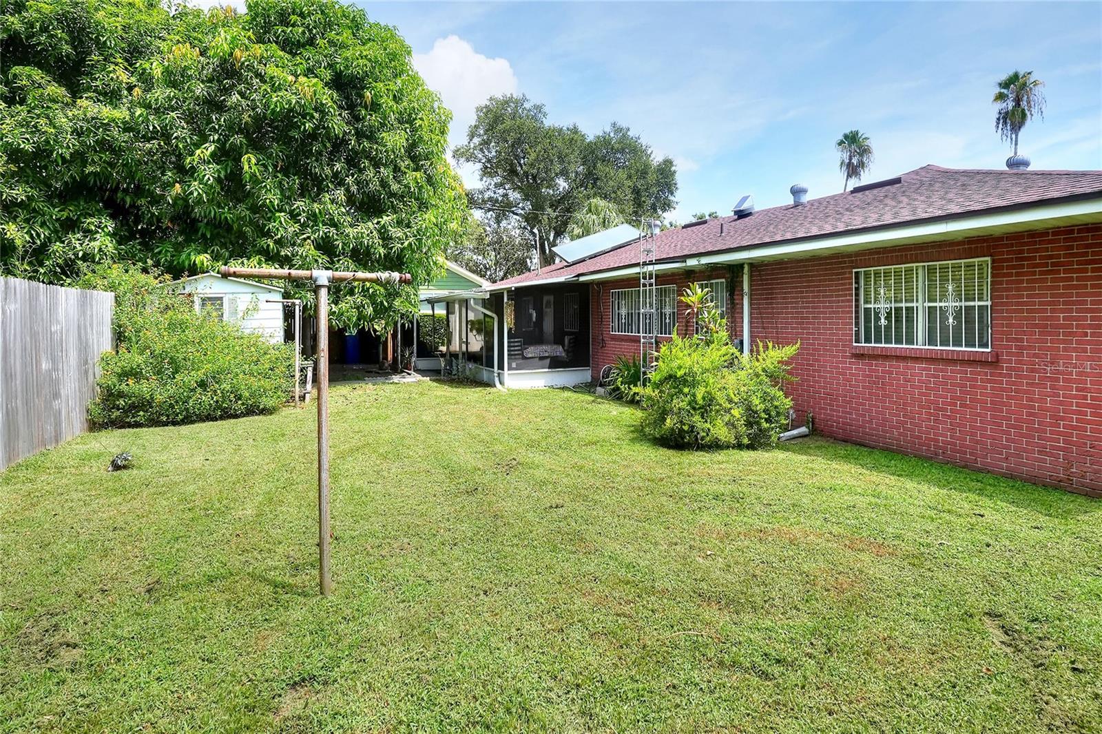 Image 41 of 46 For 1206 Lake Parker Drive