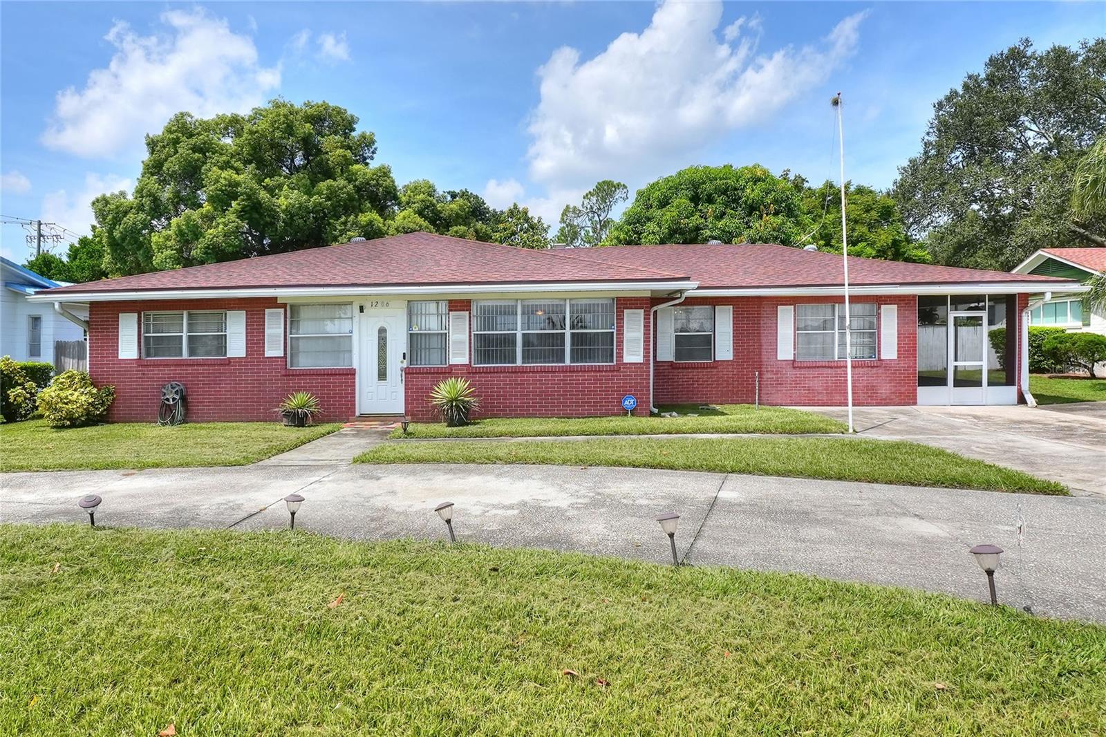 Image 44 of 46 For 1206 Lake Parker Drive