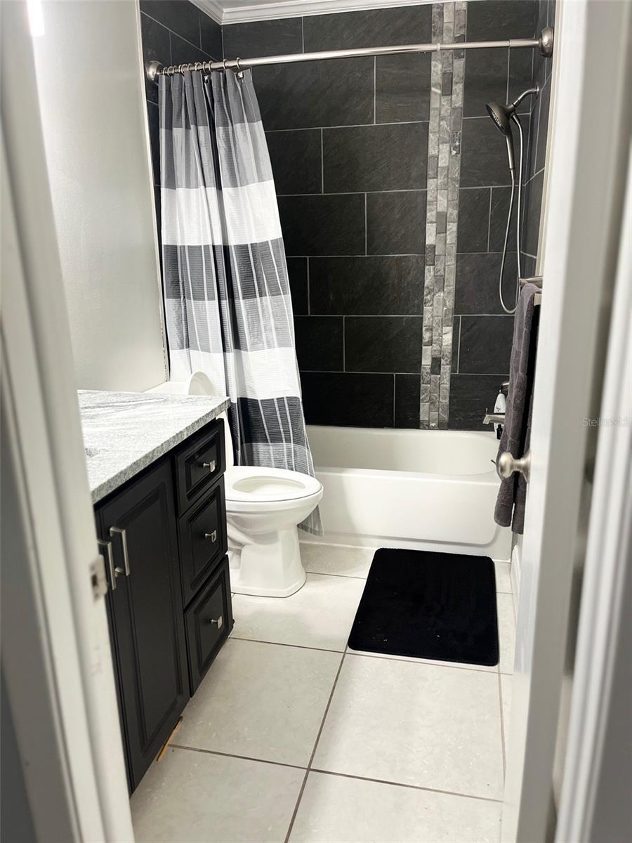 Image 11 of 20 For 6011 Lemon Tree Court