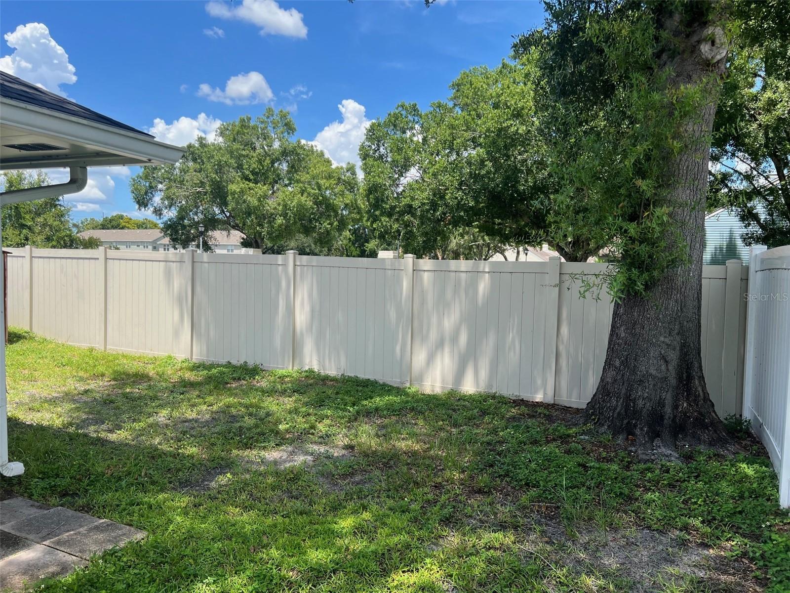 Image 3 of 20 For 6011 Lemon Tree Court