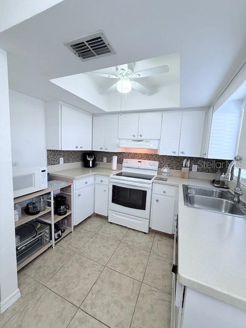 Image 13 of 42 For 940 Fenton Lane 6