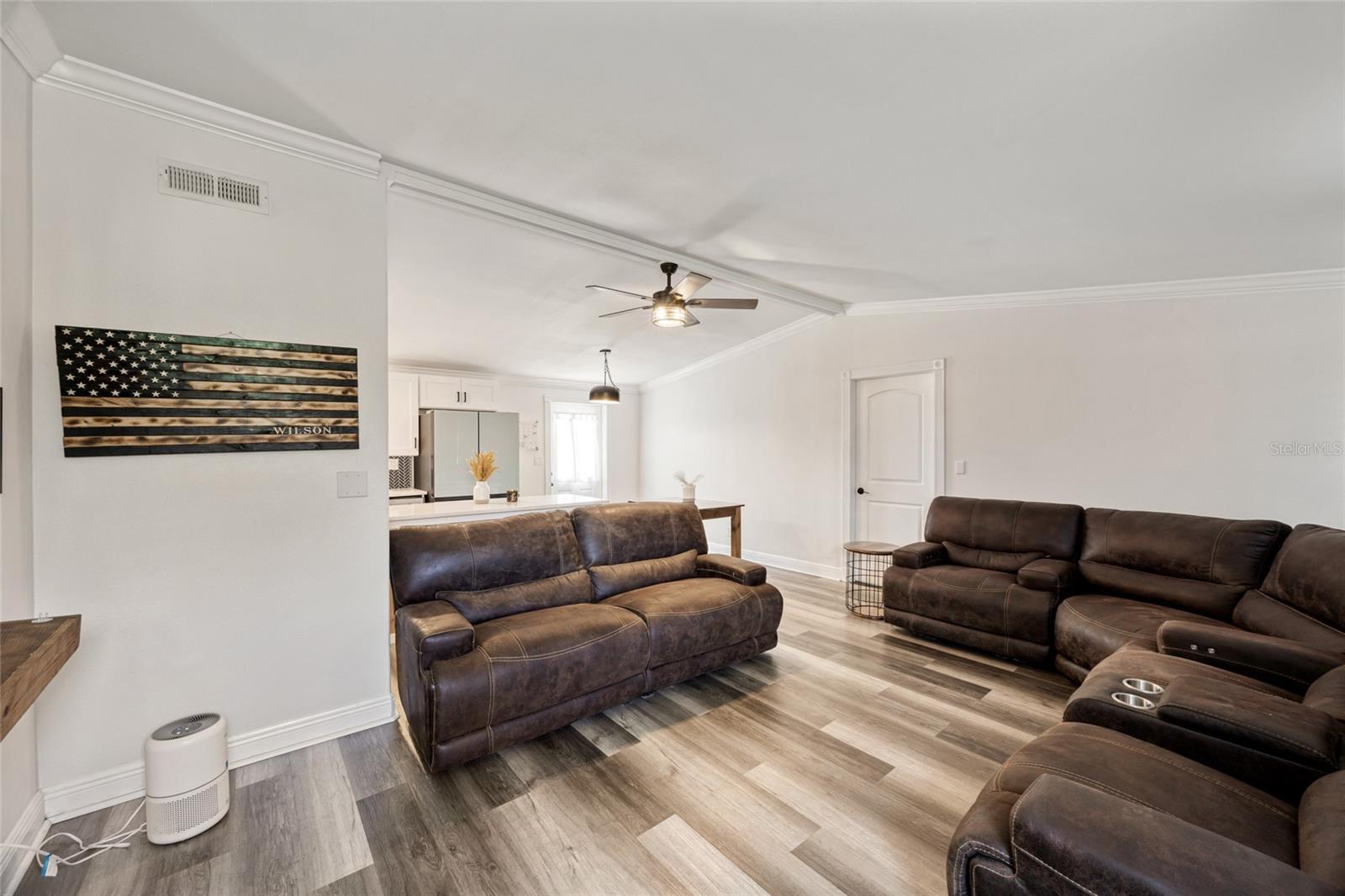 Image 12 of 36 For 4905 Oleno Avenue