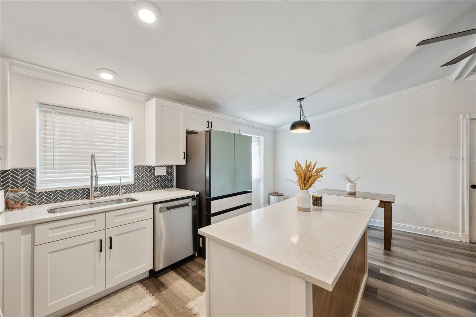 Image 15 of 36 For 4905 Oleno Avenue