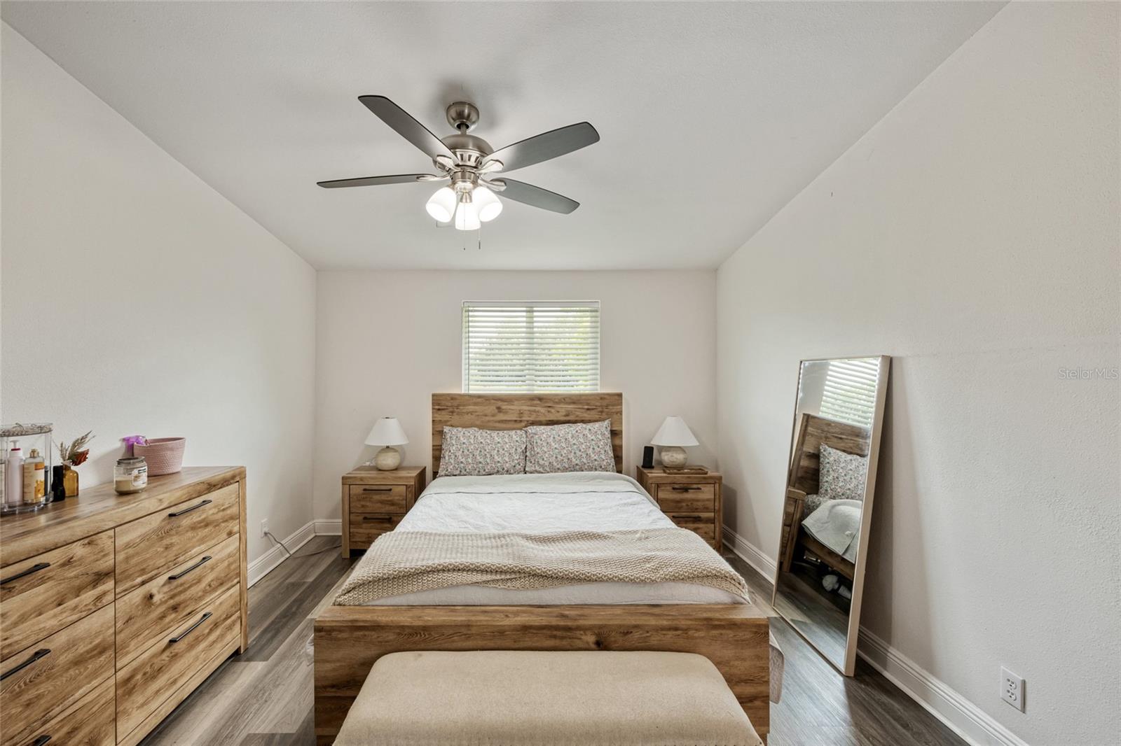 Image 4 of 36 For 4905 Oleno Avenue