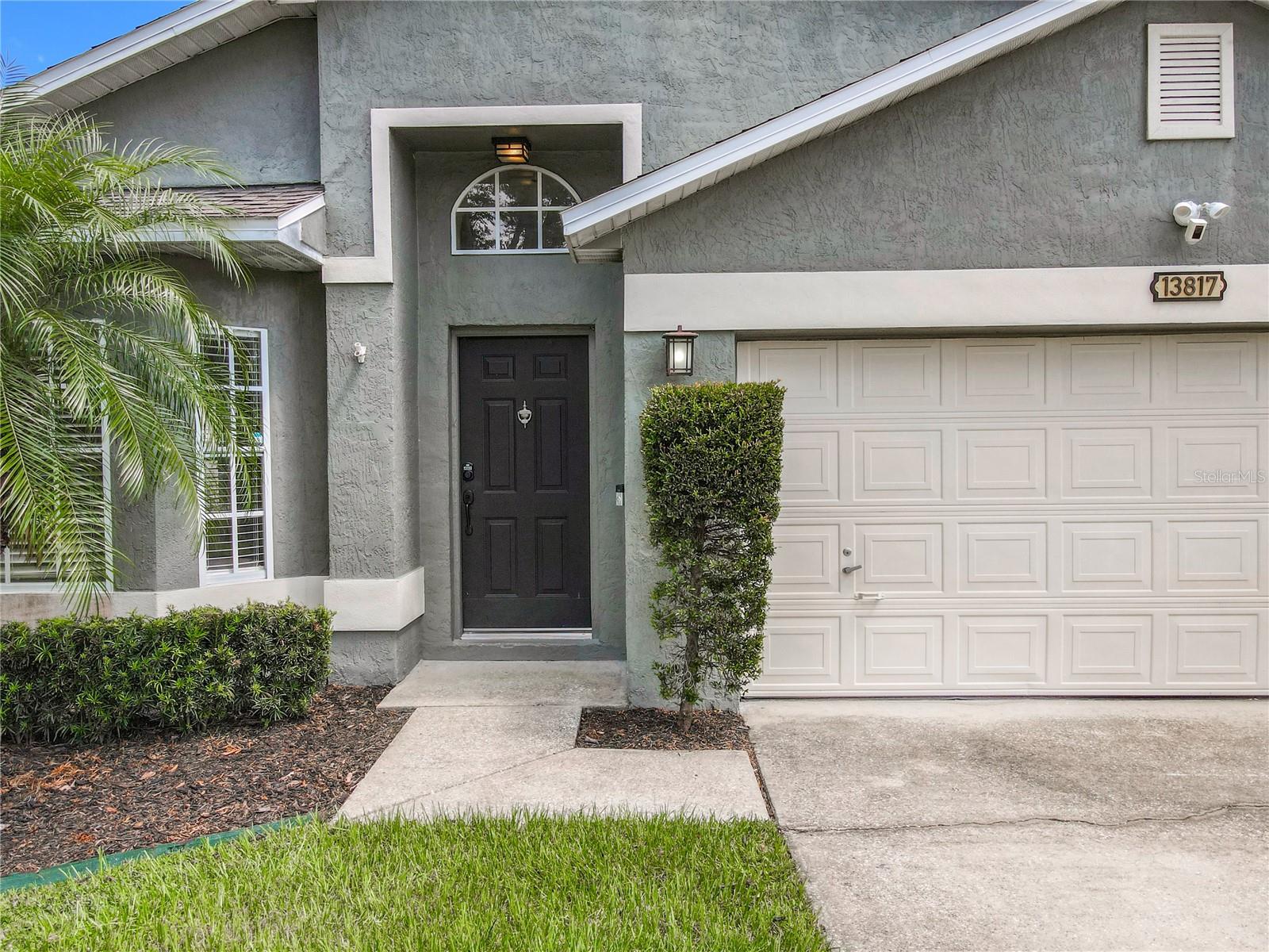 Image 2 of 48 For 13817 Valleybrooke Lane