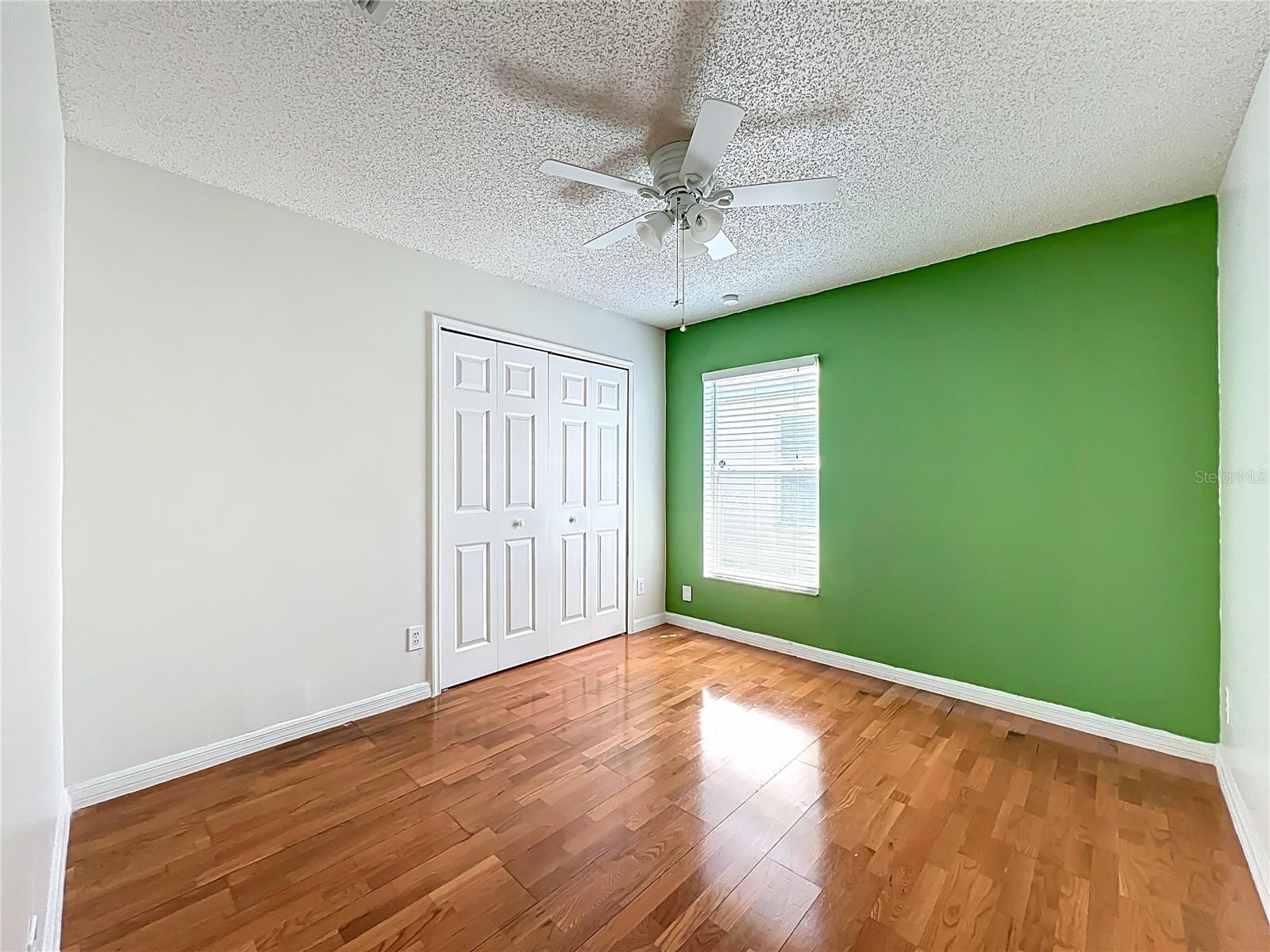 Image 36 of 48 For 13817 Valleybrooke Lane