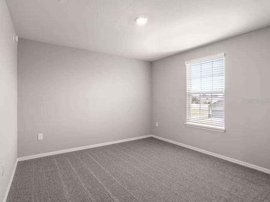 Image 10 of 16 For 447 Ituna Circle