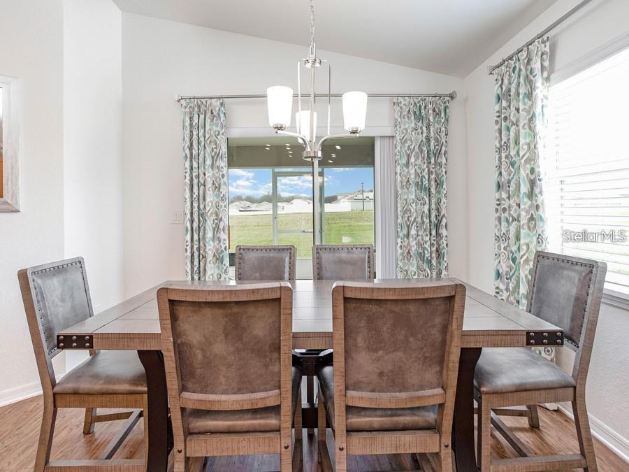 Image 8 of 11 For 471 Ituna Circle