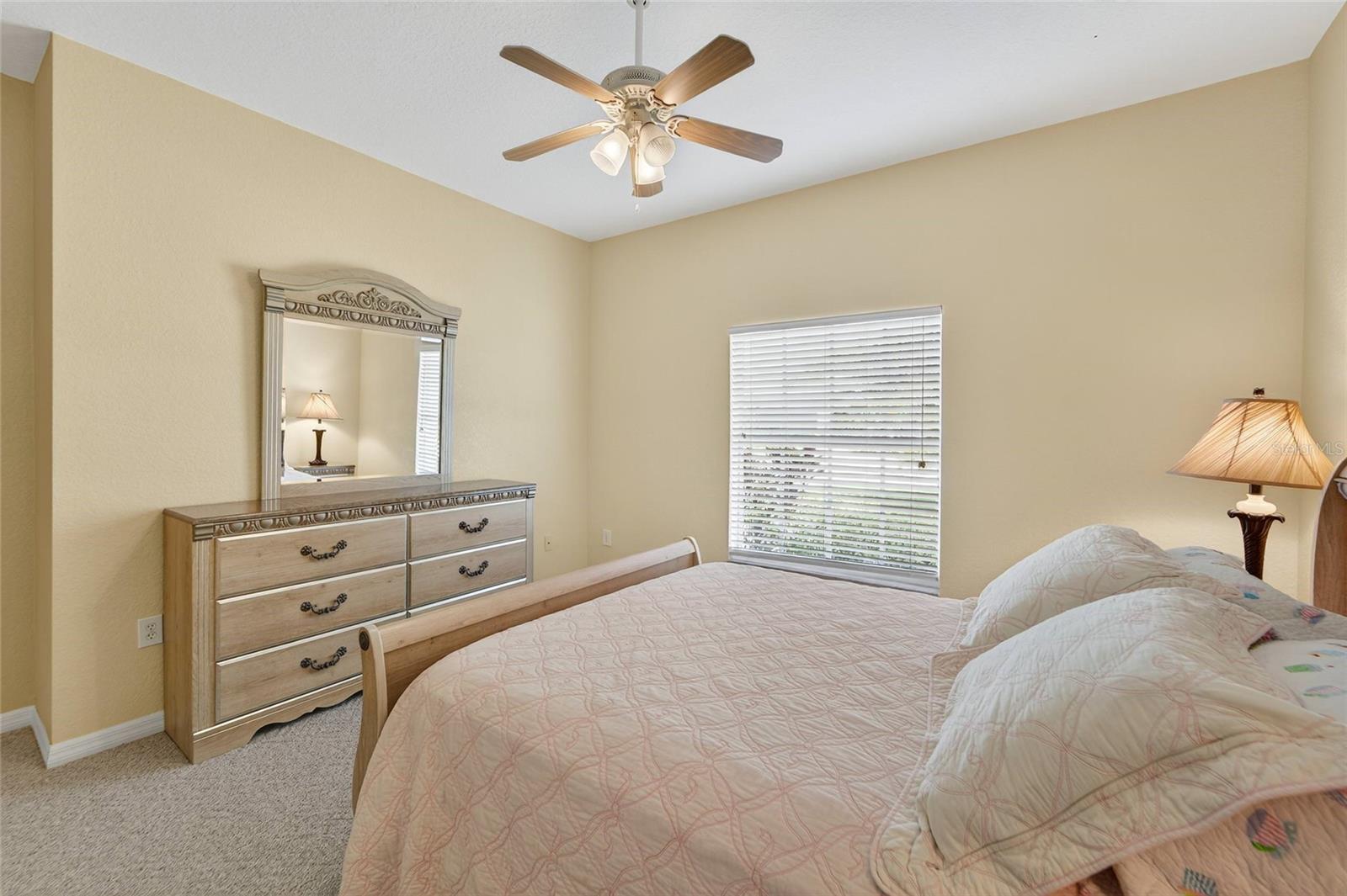 Image 30 of 97 For 453 Nolane Lane