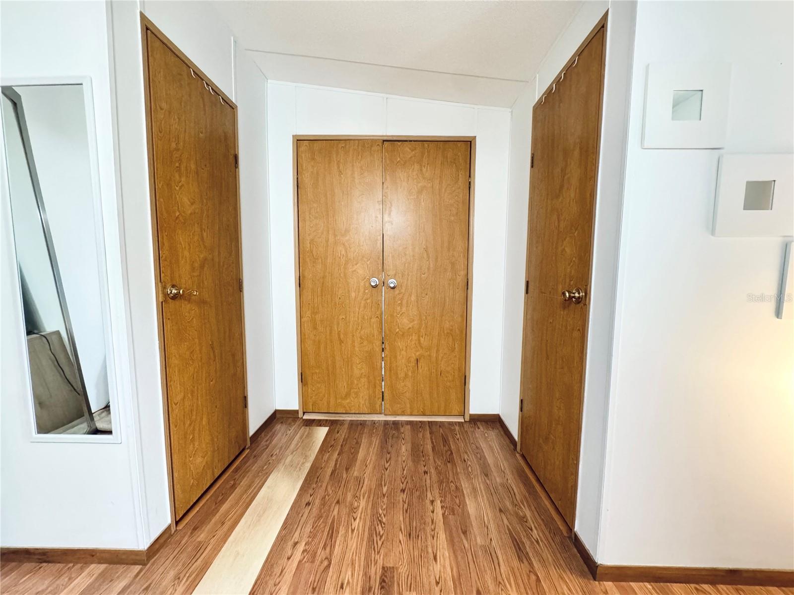Image 37 of 66 For 713 Sultenfuss Road