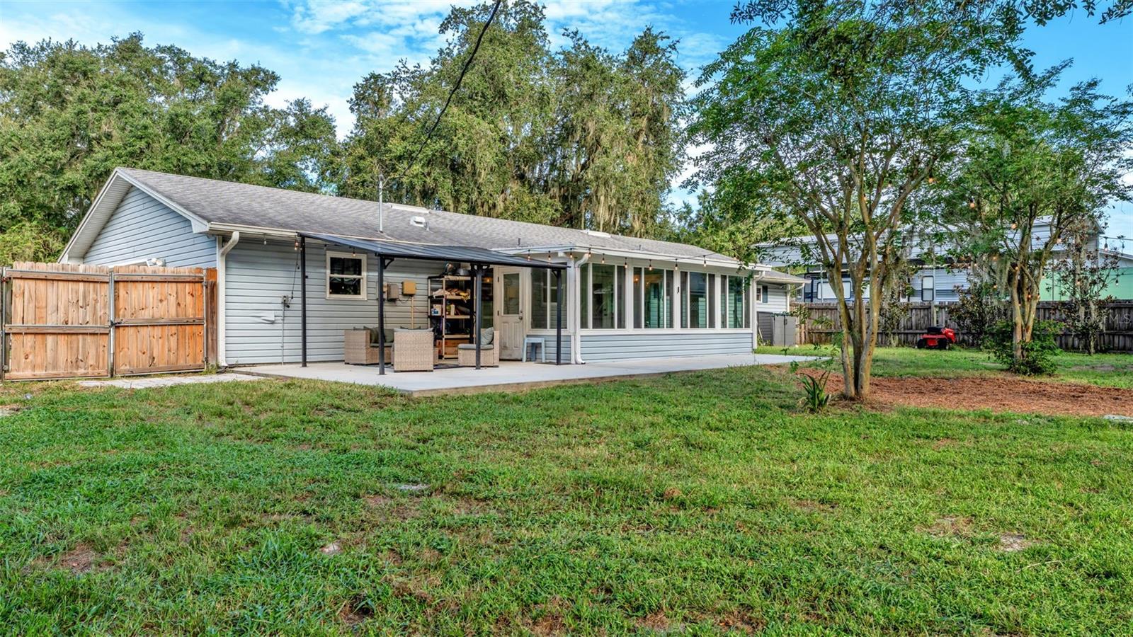 Image 28 of 33 For 2146 Creek Side Drive