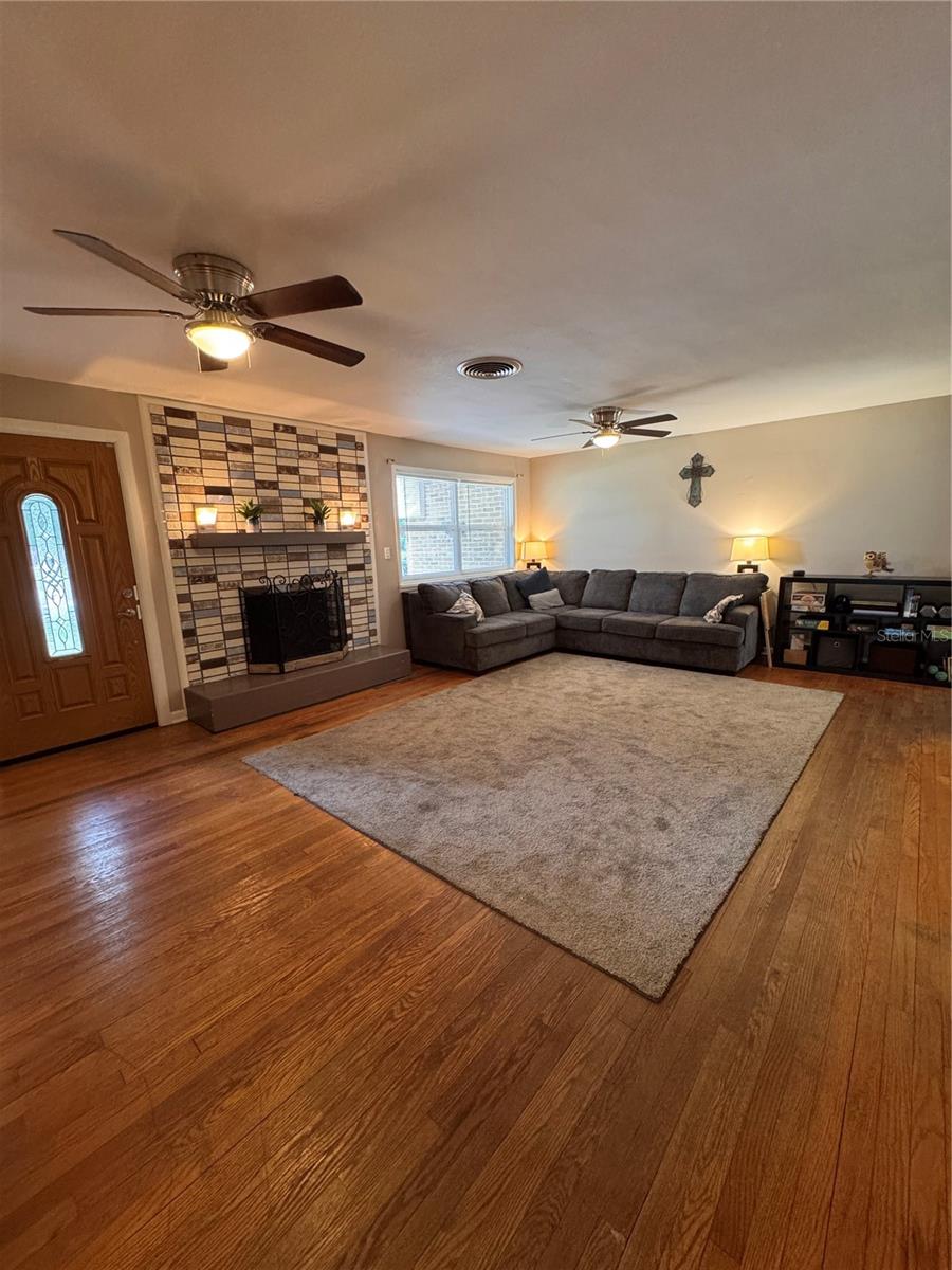 Image 51 of 69 For 1332 Jaffa Street