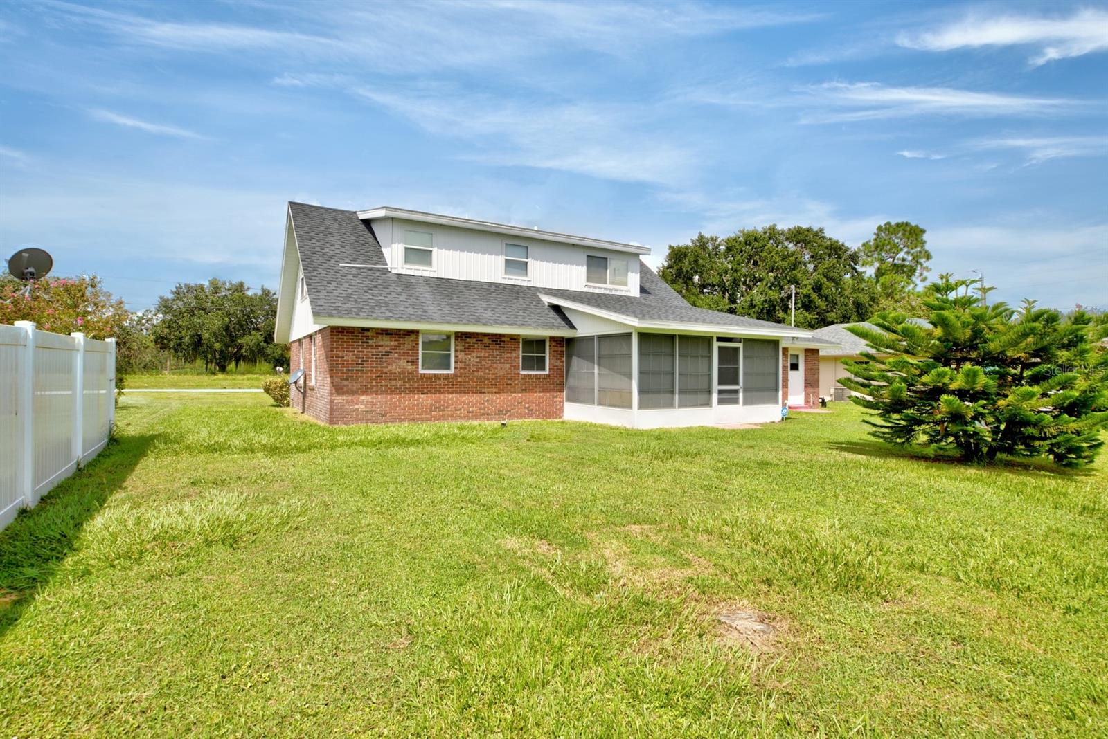Image 31 of 32 For 3818 Medina Way