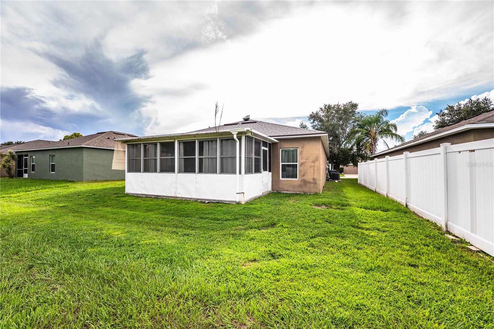 Image 33 of 35 For 6898 Glenbrook Drive