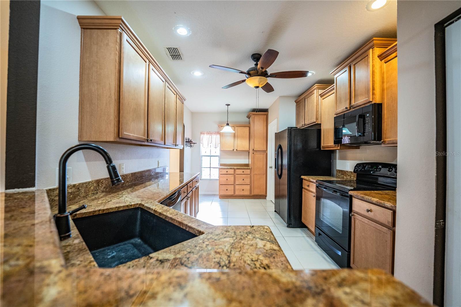 Image 8 of 35 For 6898 Glenbrook Drive