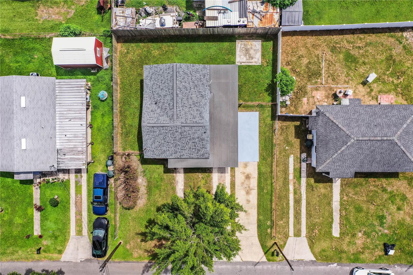 Image 5 of 50 For 920 Childs Avenue