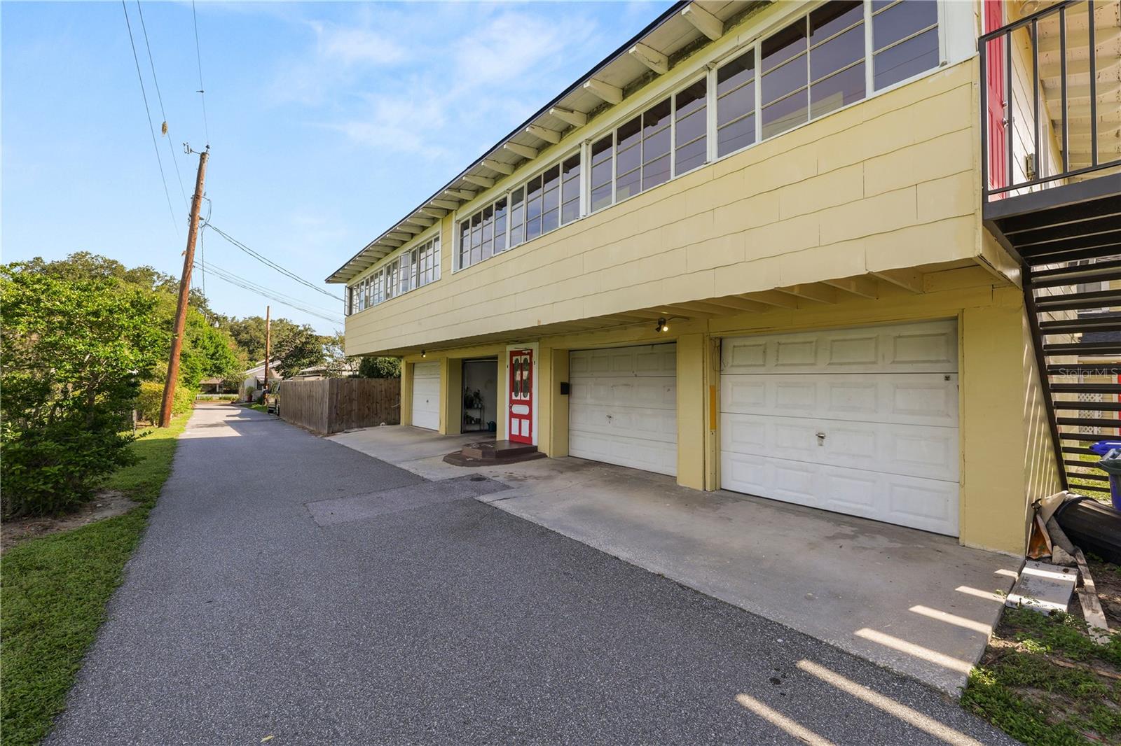 Image 13 of 87 For 817 South Boulevard