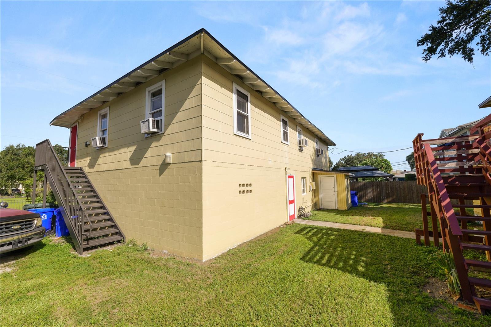 Image 15 of 87 For 817 South Boulevard
