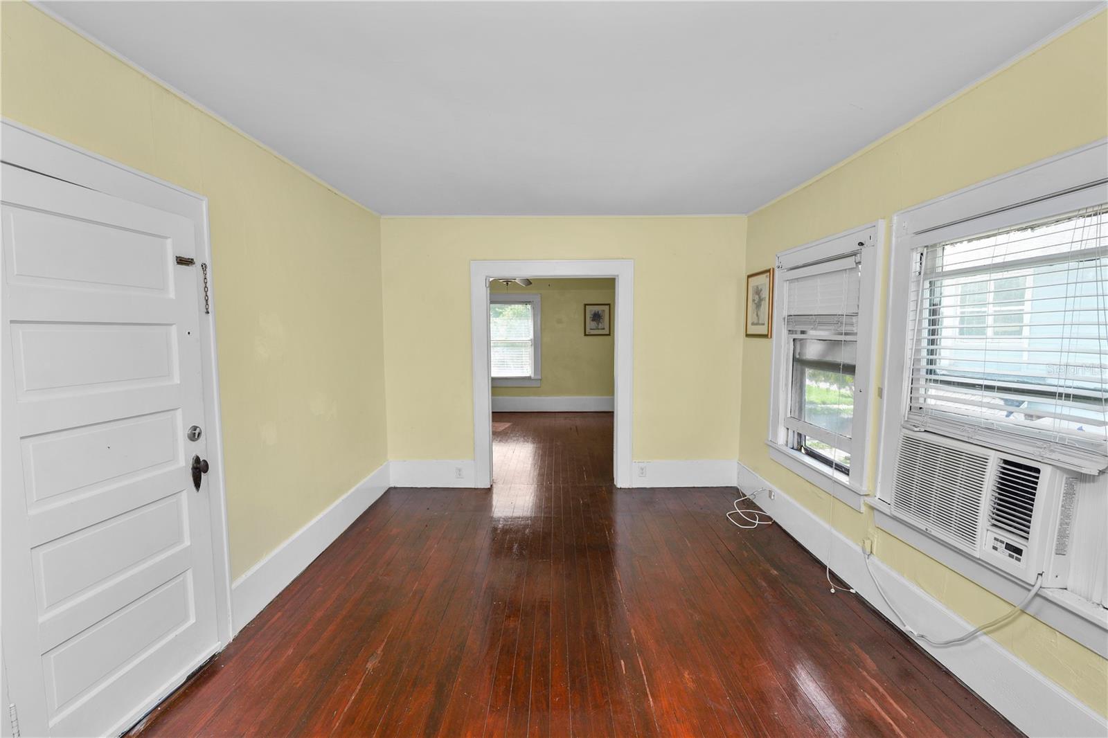 Image 70 of 87 For 817 South Boulevard