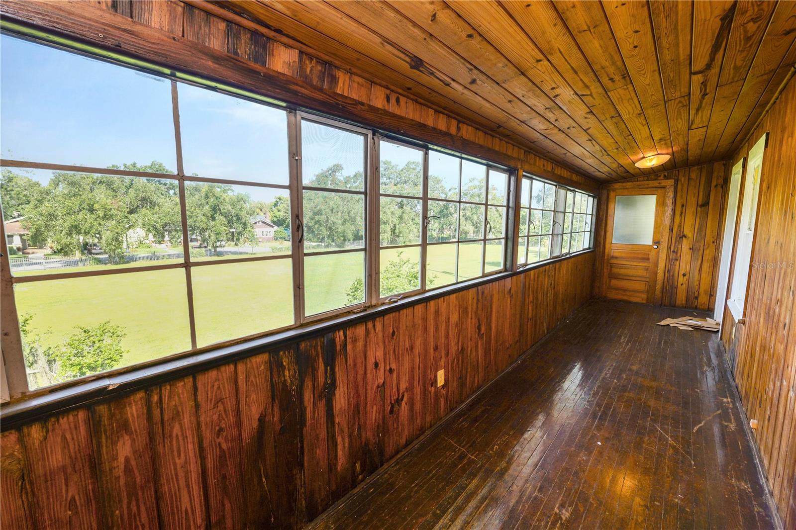 Image 84 of 87 For 817 South Boulevard