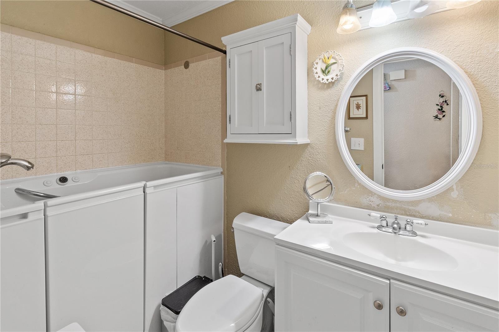 Image 13 of 16 For 3508 Dolphin Drive
