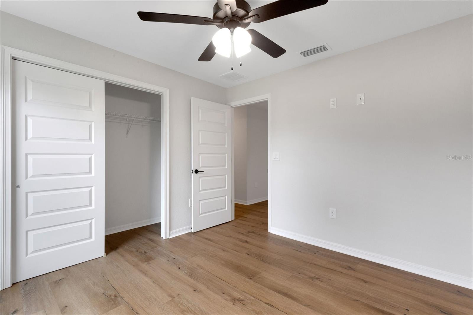 Image 15 of 25 For 1162 And 1164 Fairway Drive