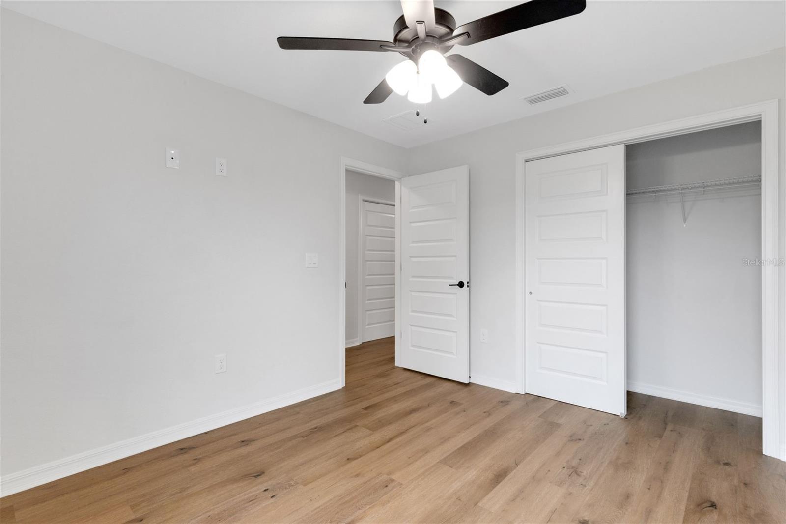 Image 20 of 25 For 1162 And 1164 Fairway Drive