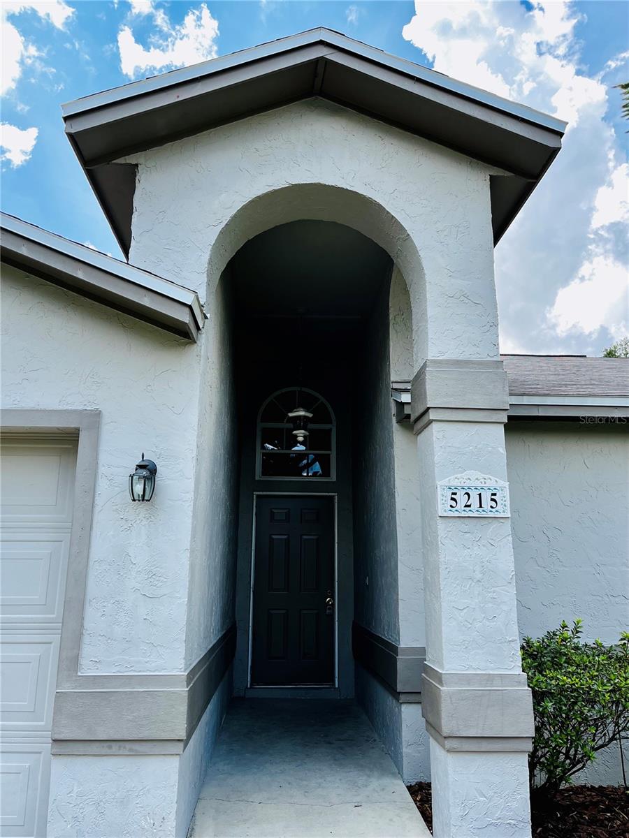 Details for 5215 Martinique Drive, LAKELAND, FL 33812