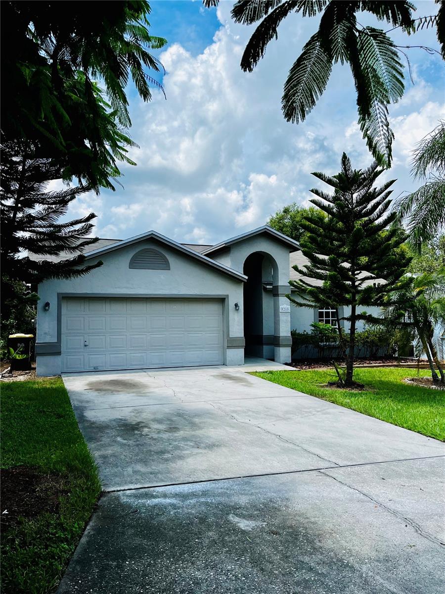 Image 2 of 21 For 5215 Martinique Drive