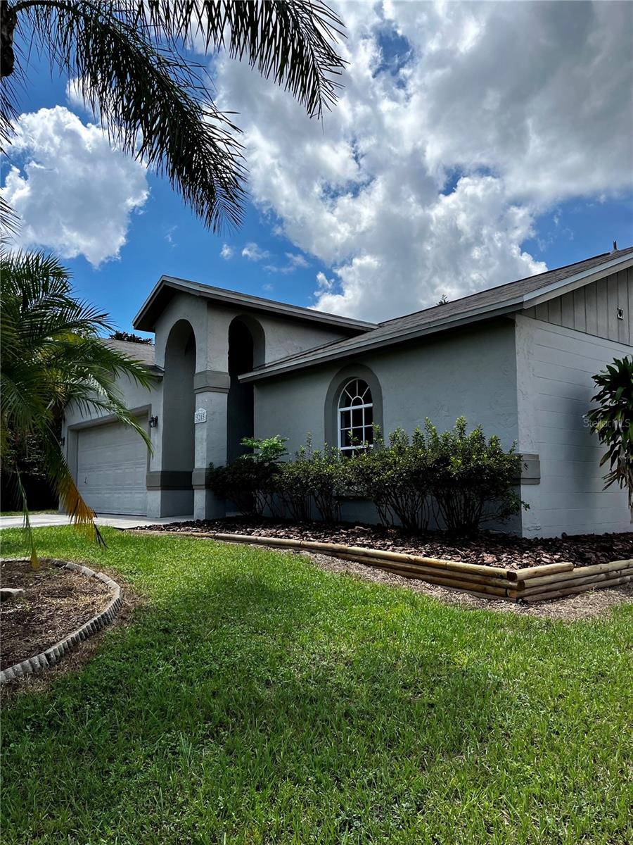 Image 3 of 21 For 5215 Martinique Drive
