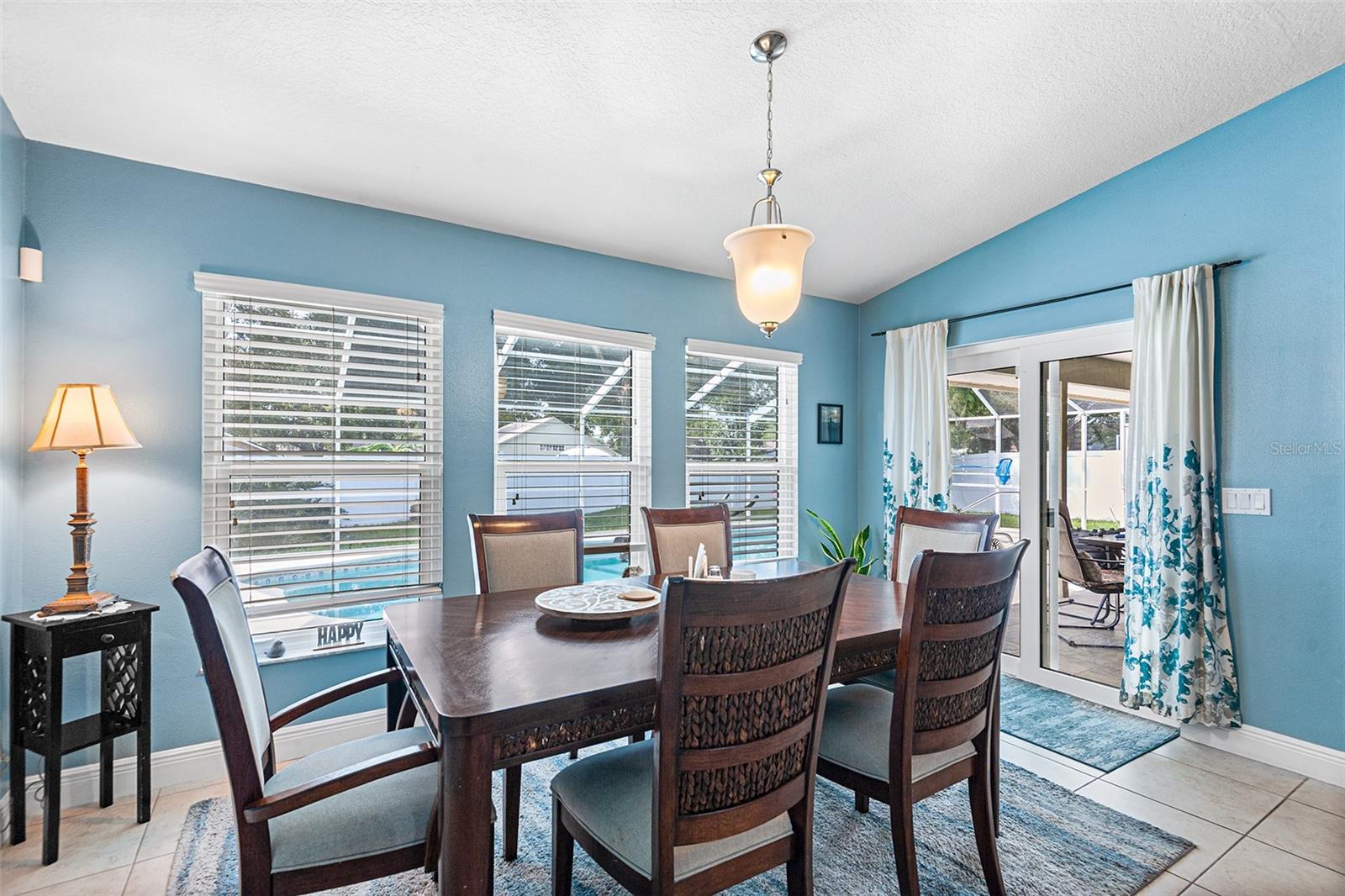 Image 14 of 47 For 707 Powder Horn Row