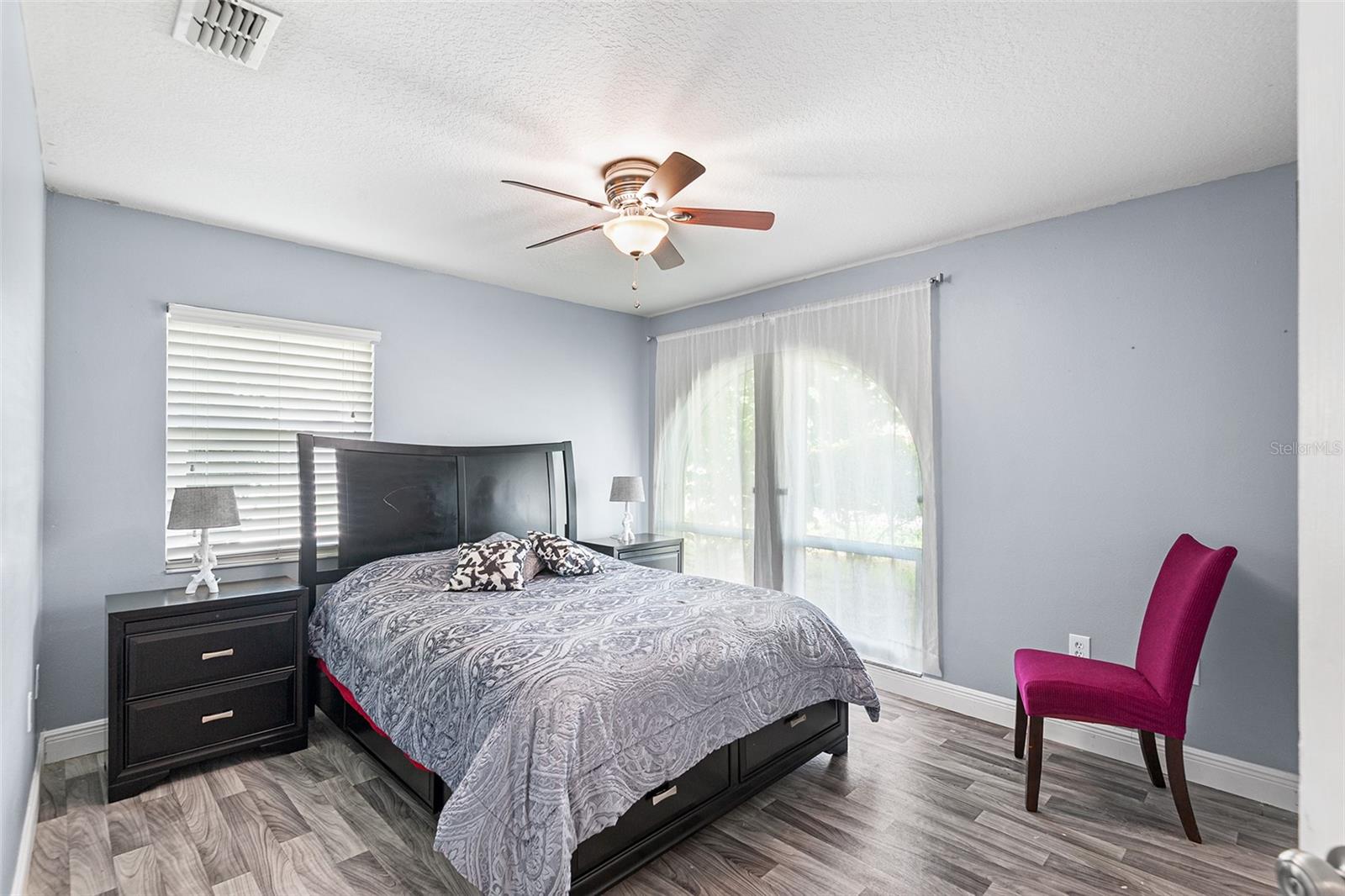 Image 25 of 47 For 707 Powder Horn Row