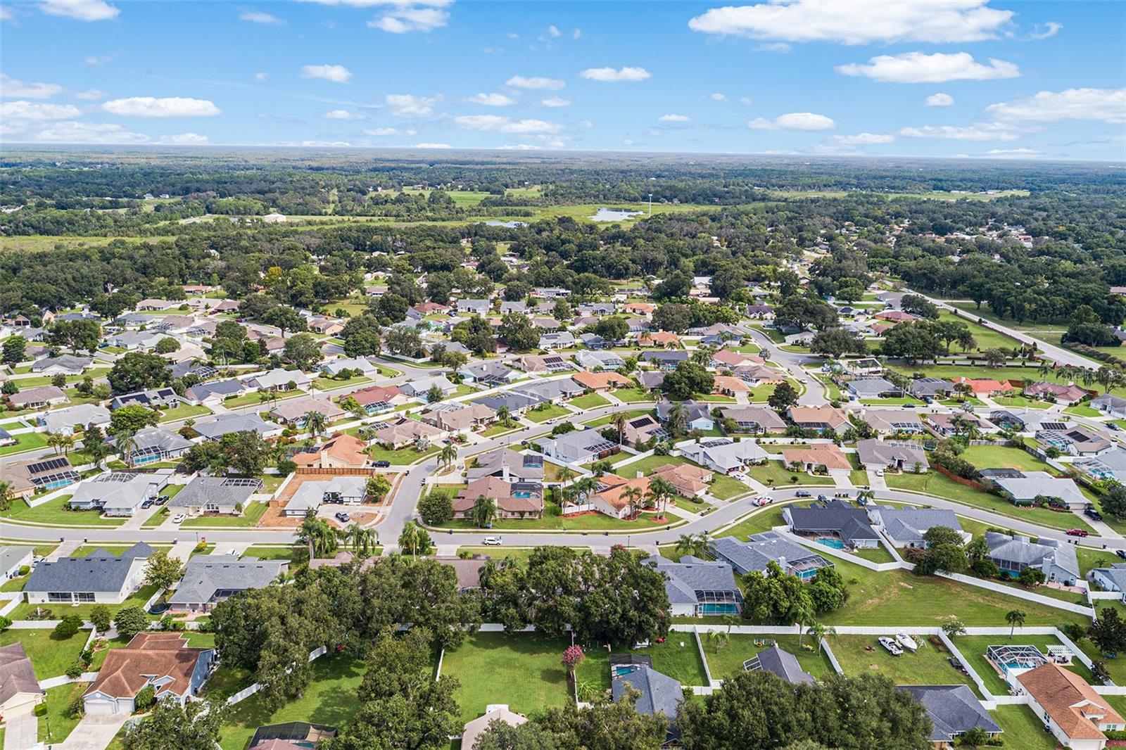 Image 40 of 47 For 707 Powder Horn Row