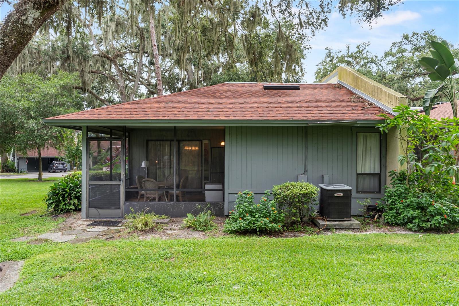 Image 8 of 39 For 6642 Trail Ridge Drive 6642