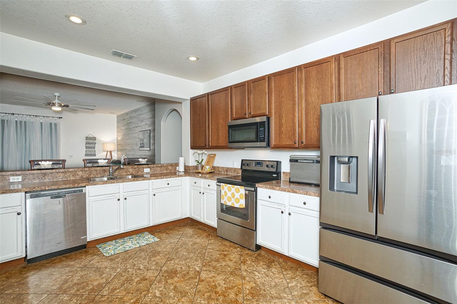 Image 12 of 52 For 6557 Evergreen Park Drive