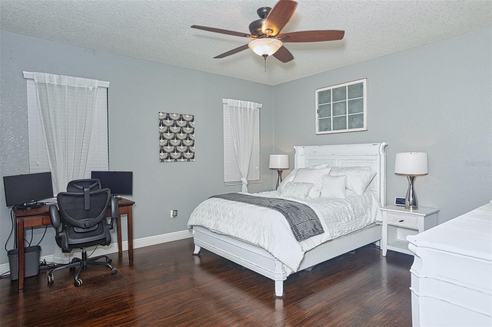 Image 23 of 52 For 6557 Evergreen Park Drive