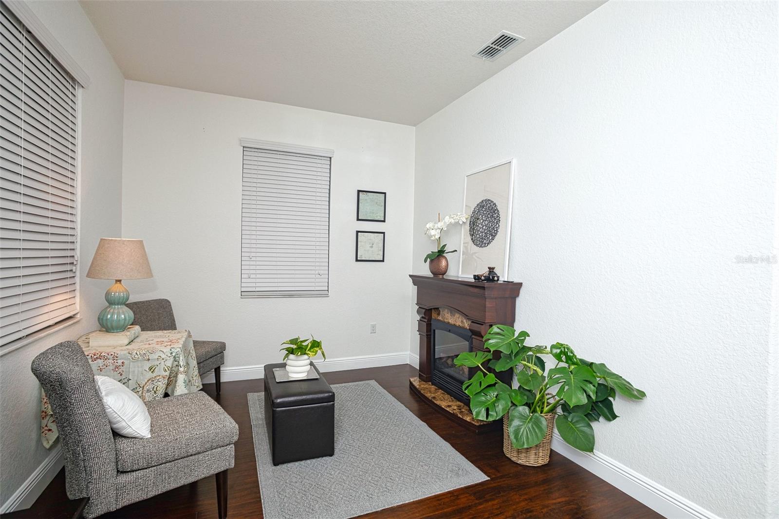 Image 8 of 52 For 6557 Evergreen Park Drive