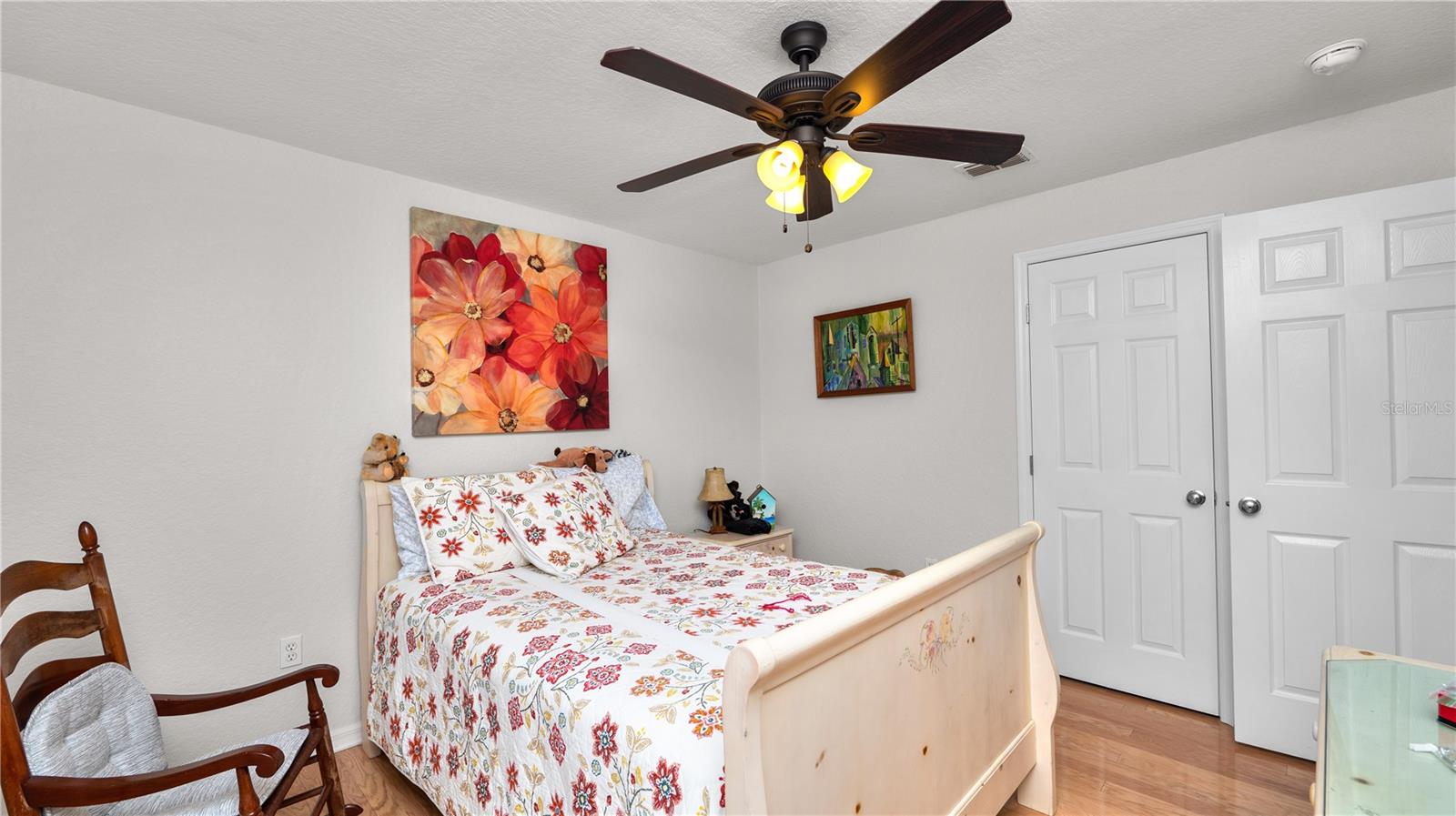 Image 12 of 42 For 6915 Starmount Drive