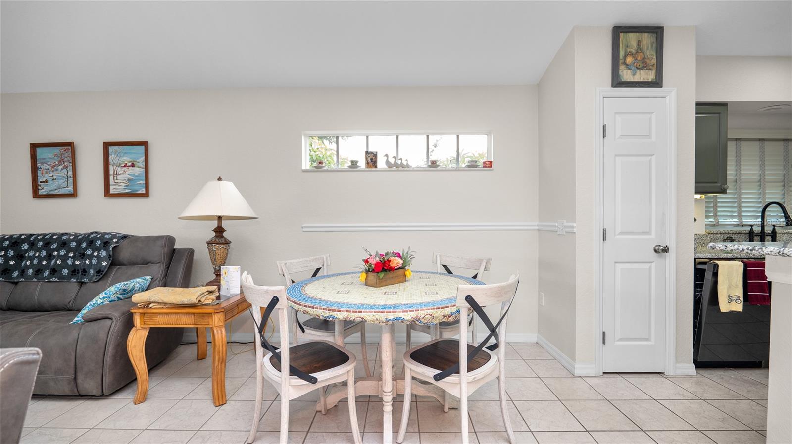 Image 21 of 42 For 6915 Starmount Drive