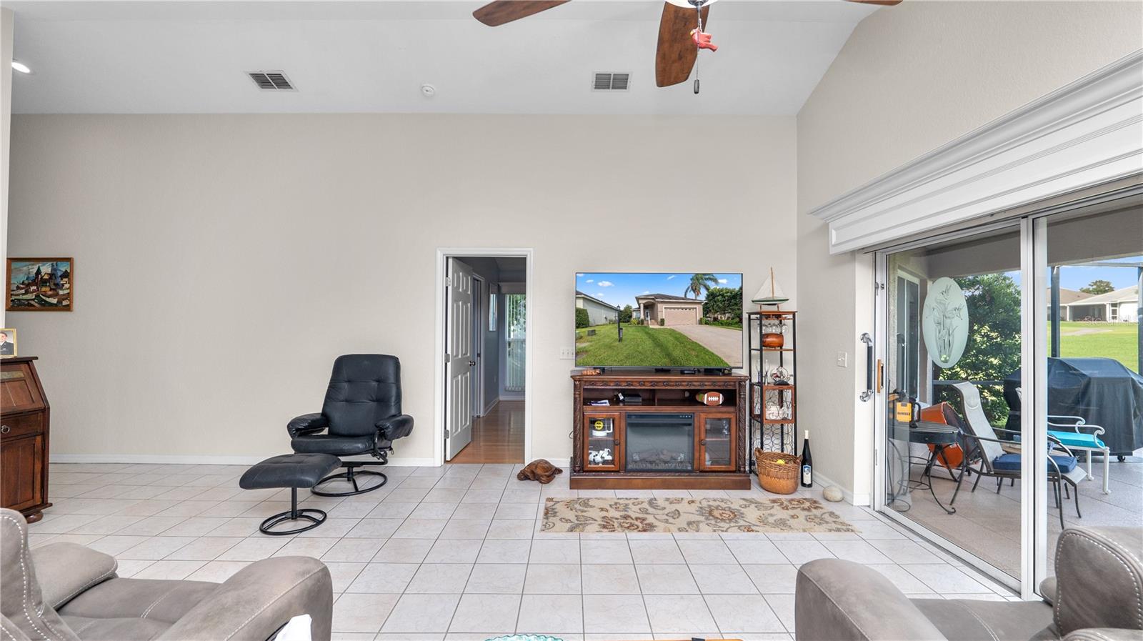 Image 25 of 42 For 6915 Starmount Drive