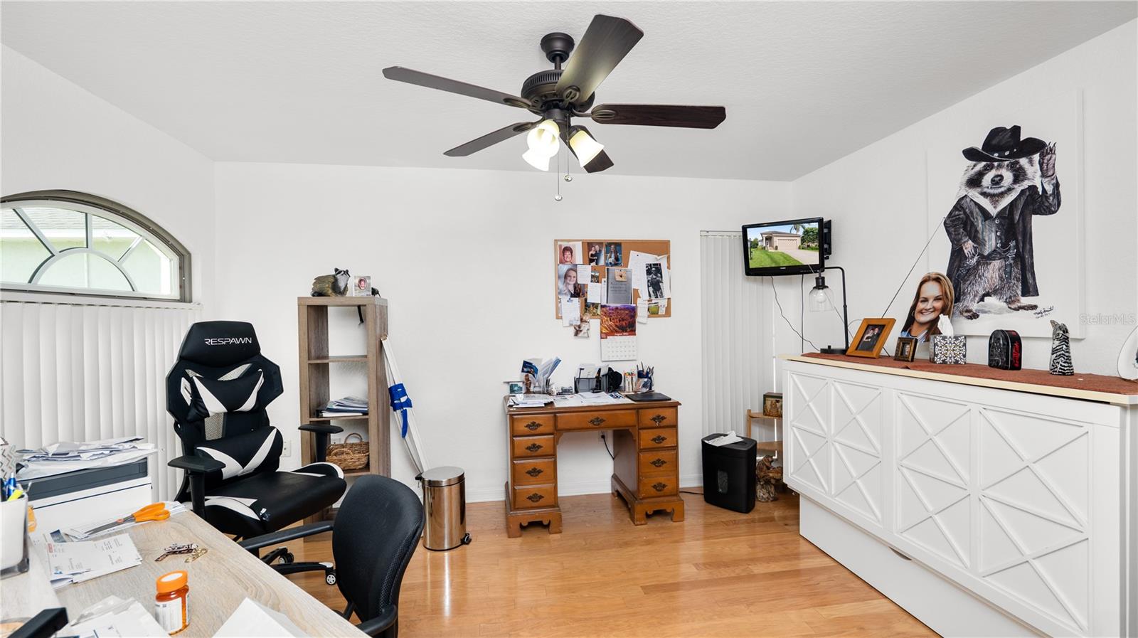 Image 9 of 42 For 6915 Starmount Drive