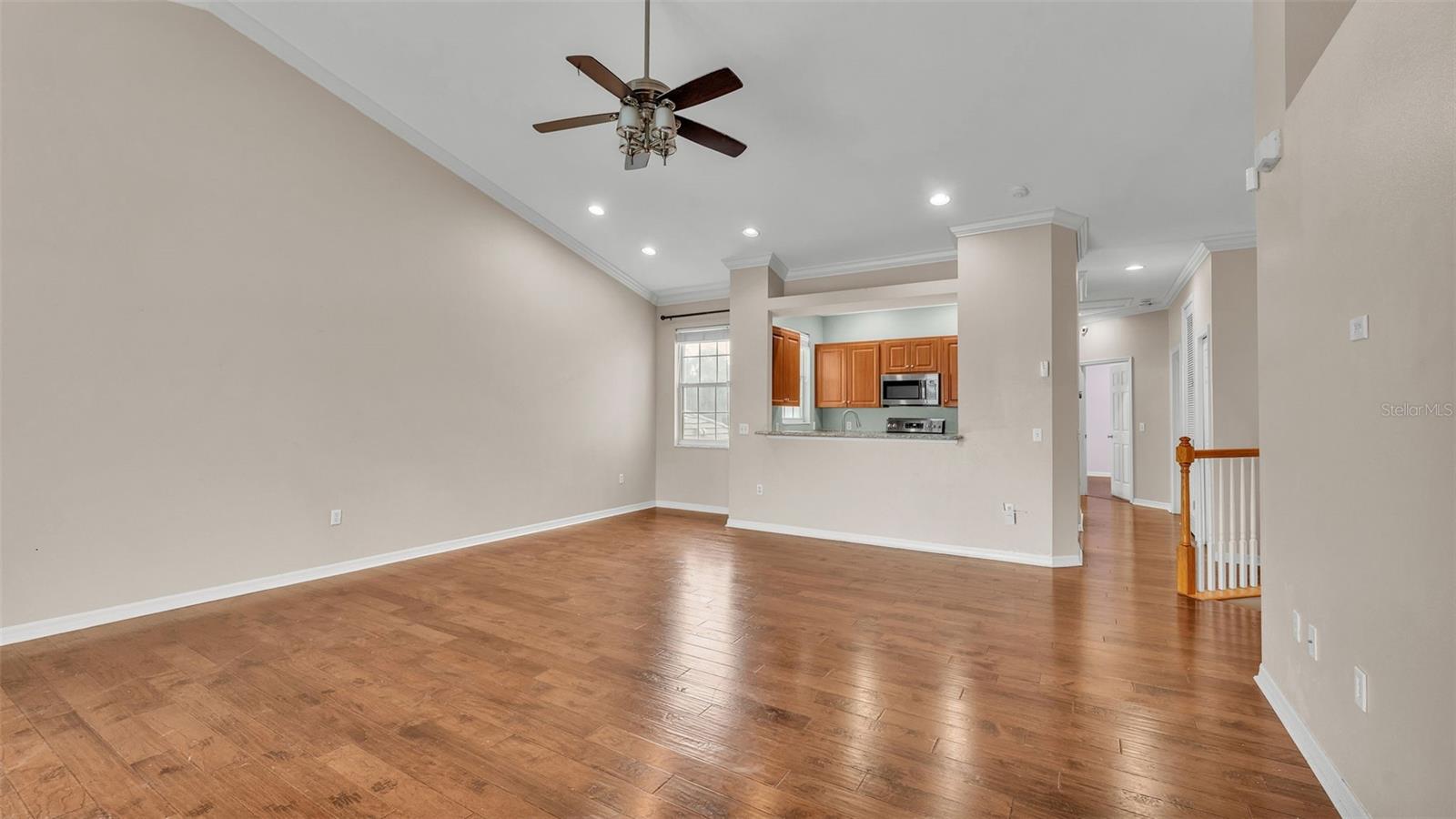 Image 21 of 35 For 649 Grasslands Village Circle