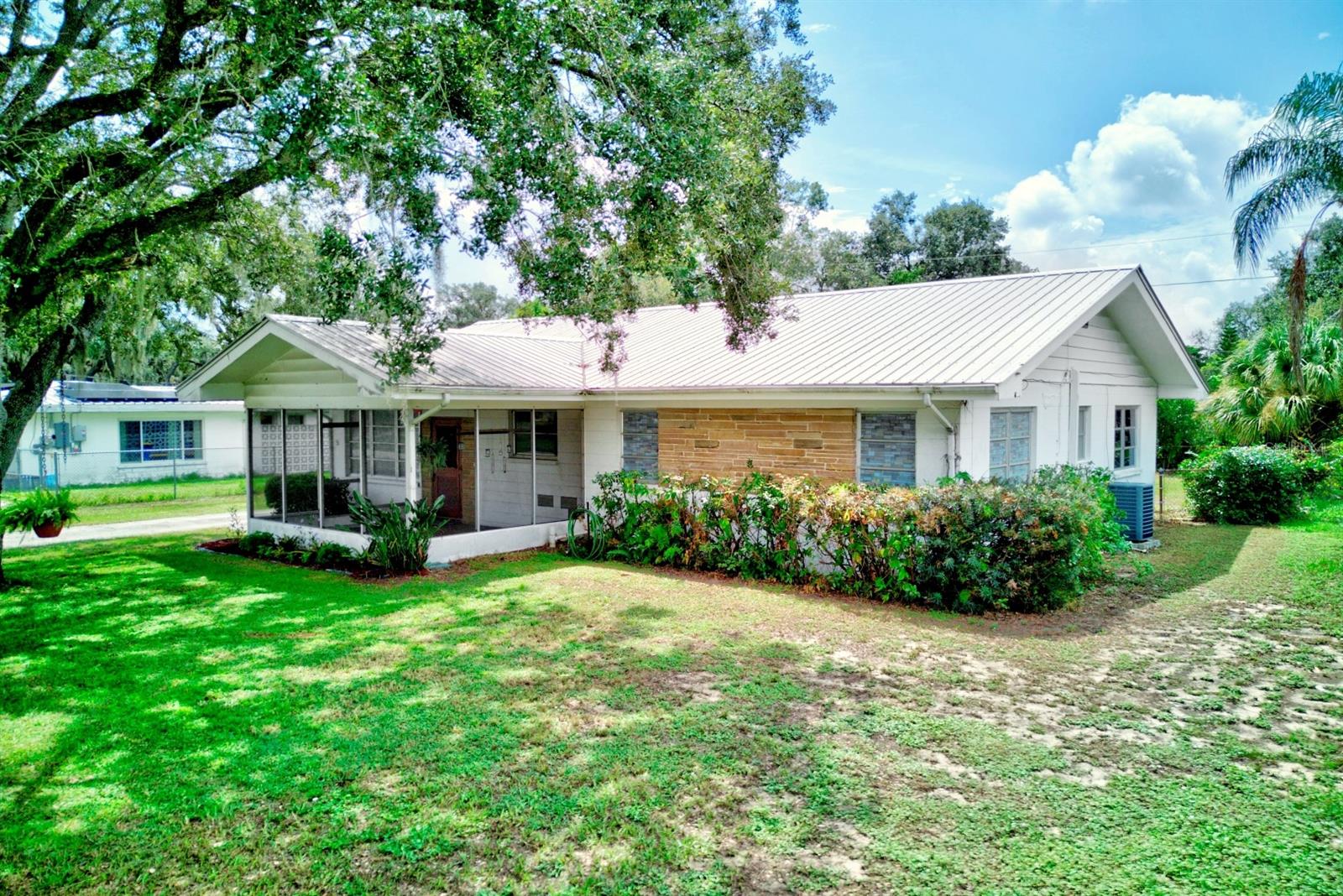 Details for 5 Wolf Street, AVON PARK, FL 33825